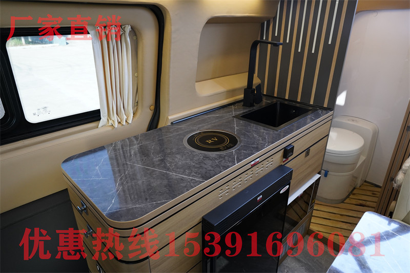 大通v90房車安裝行車記錄儀教程