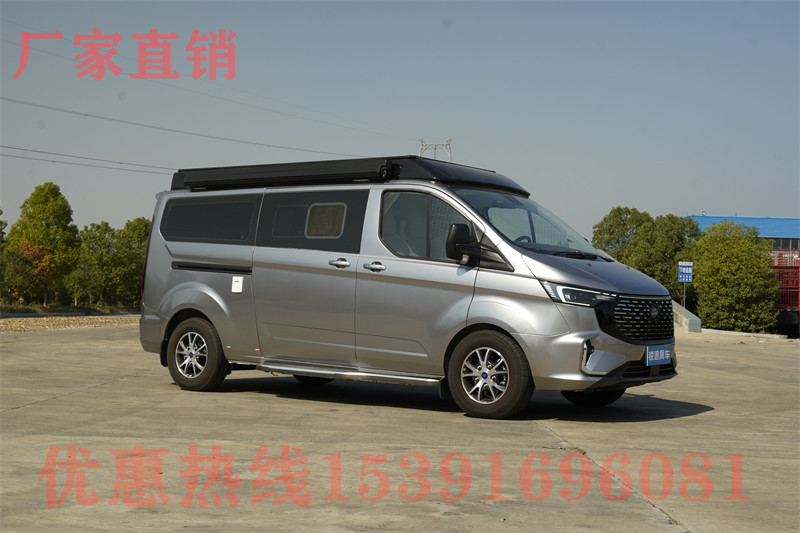 4驅(qū)c型房車 首款大通T70房車實拍!2.0T+6AT四驅(qū)強悍,還能玩麻將